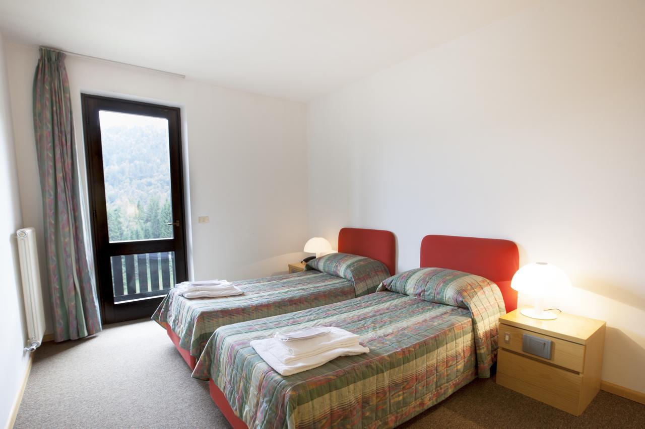 Morgenleit Hotell Sauris Exteriör bild